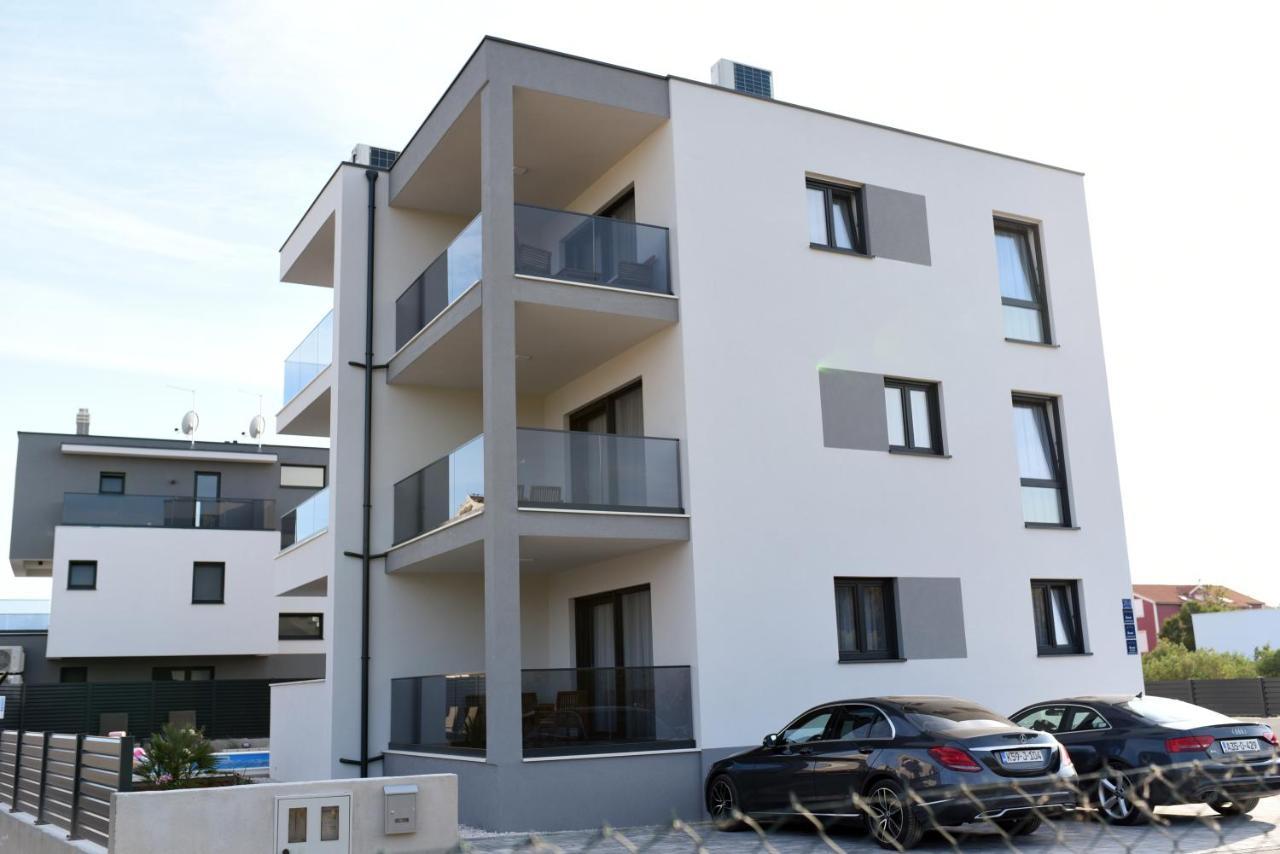 B1Villa Srima Exterior photo
